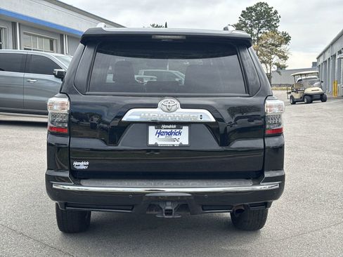 Used 2021 Toyota 4Runner Limited image 9