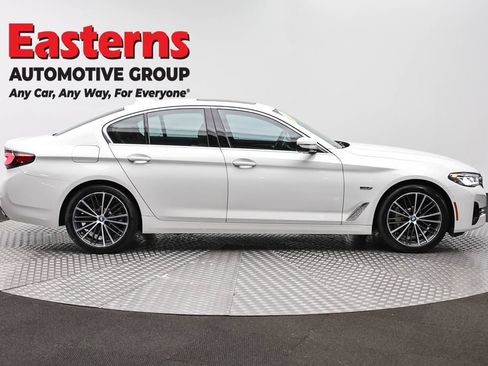Used 2023 BMW 530e xDrive w/ Convenience Package AWD/4WD image 4