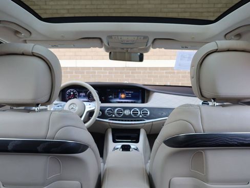 Used 2018 Mercedes-Benz S 560 Sedan image 29
