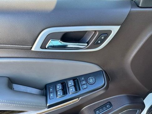 Used 2019 GMC Yukon XL Denali w/ Open Road Package image 11