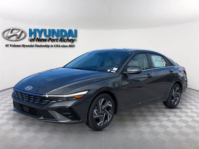 New 2026 Hyundai Elantra Limited w/ Cargo Package