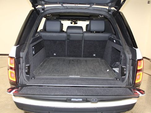 Used 2021 Land Rover Range Rover P525 Westminster Edition LWB image 43