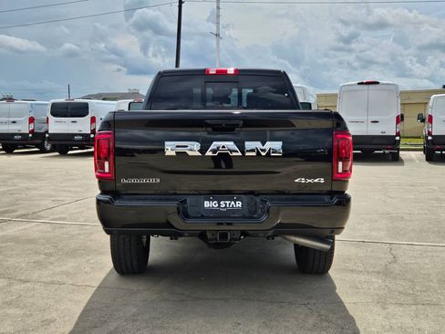 Used 2025 RAM 2500 Laramie AWD/4WD image 6