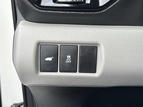 Used 2023 Honda Pilot Touring image 37