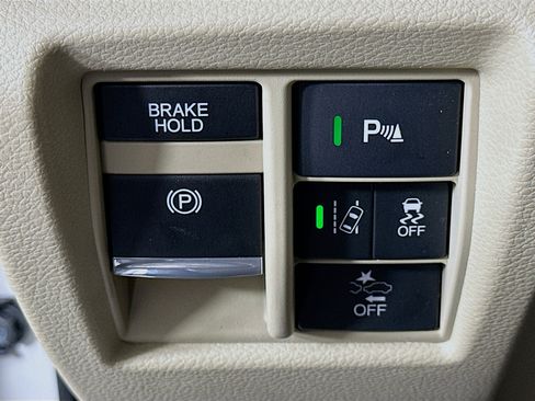 Used 2019 Acura MDX SH-AWD w/ Technology Package image 17