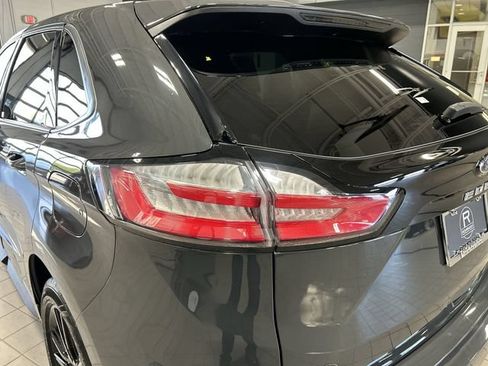 Used 2021 Ford Edge ST-Line AWD/4WD image 29