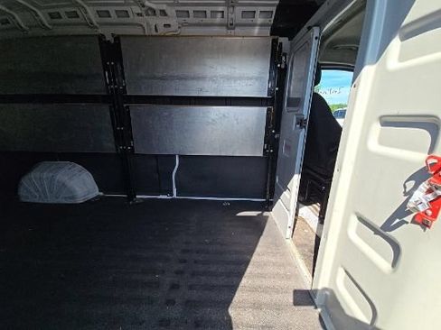 Used 2022 RAM ProMaster 3500 w/ Convenience Group FWD image 8