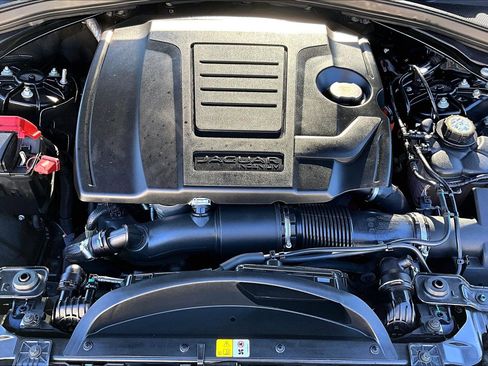 Used 2023 Jaguar F-PACE S image 33