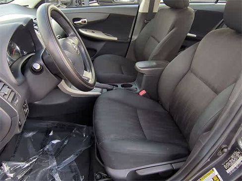 Used 2011 Toyota Corolla S image 16