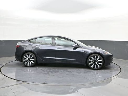 Used 2025 Tesla Model 3 RWD image 21