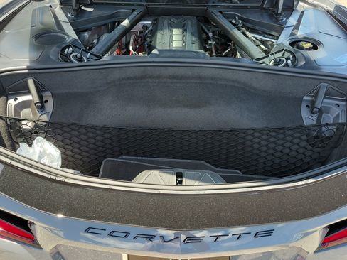 Used 2025 Chevrolet Corvette Stingray Premium Cpe w/ Z51 Performance Package RWD image 8