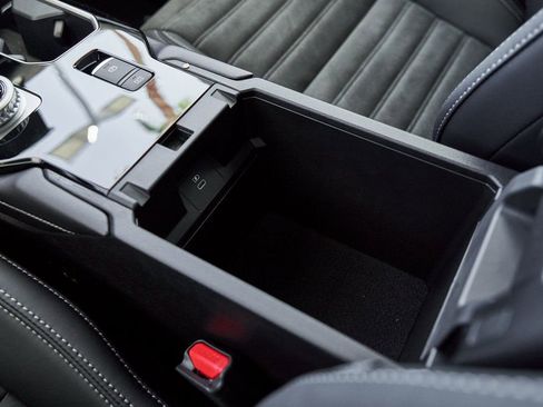 New 2026 Mitsubishi Outlander SE FWD image 42