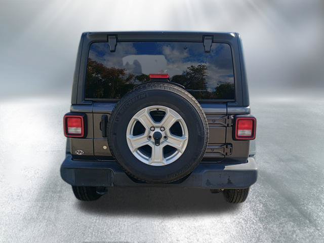 Used 2020 Jeep Wrangler Sport AWD/4WD image 4