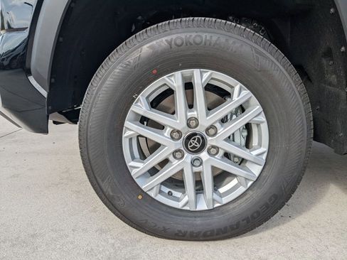 New 2025 Toyota Tundra SR5 AWD/4WD image 10