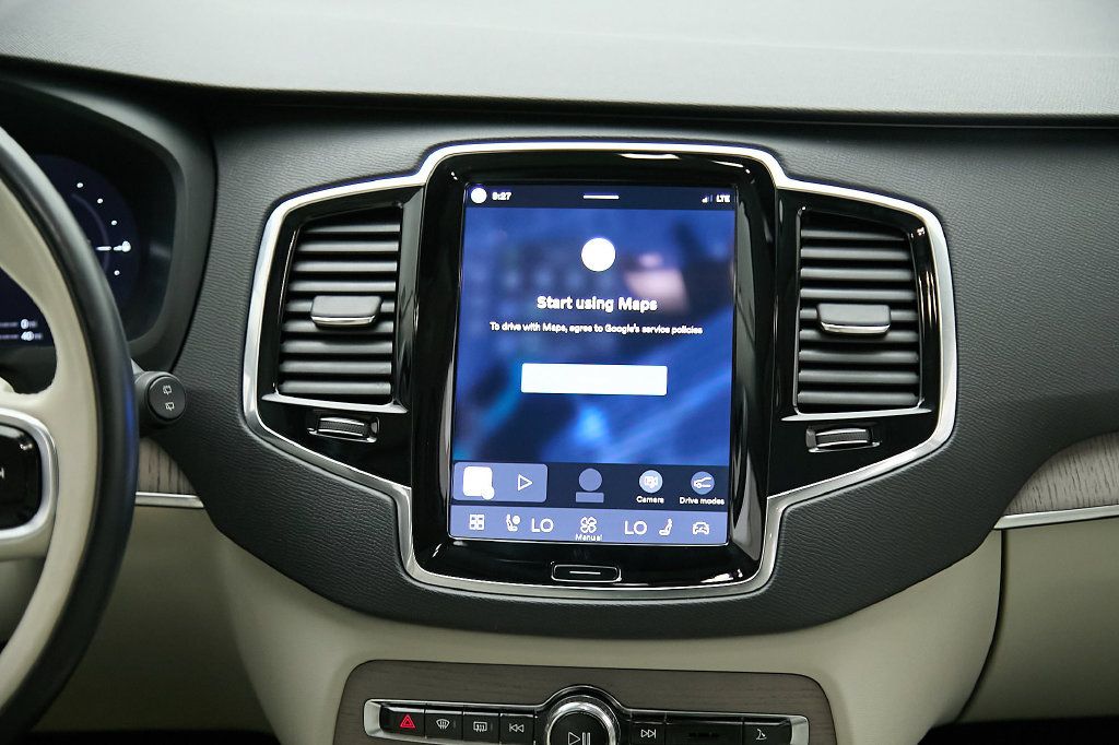 Certified 2024 Volvo XC90 T8 Plus w/ Protection Package Premier AWD/4WD image 31