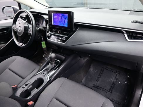 Used 2024 Toyota Corolla LE FWD image 14