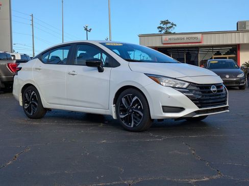 Used 2025 Nissan Versa SR w/ Trunk Package FWD image 2