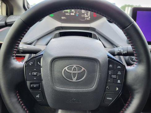 Used 2024 Toyota Prius Prime Premium w/ Advanced Technology Package FWD image 15