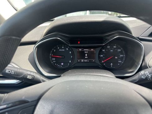 Used 2023 Chevrolet TrailBlazer LT AWD/4WD image 6