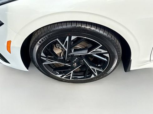 Used 2025 Kia K5 GT-Line w/ GT-Line Premium Package FWD image 36