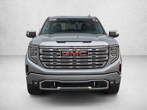 Used 2023 GMC Sierra 1500 Denali AWD/4WD image 2