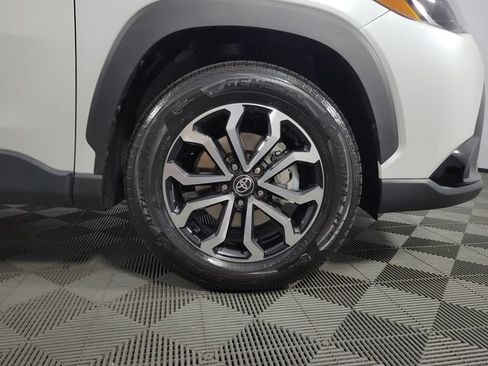 Used 2025 Toyota Corolla Cross AWD Hybrid image 11
