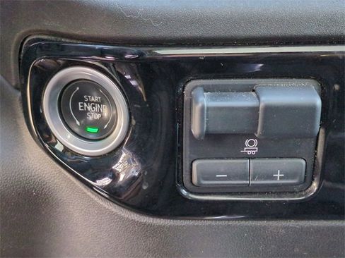 Used 2024 Chevrolet Silverado 2500 LTZ w/ LTZ Plus Package image 18