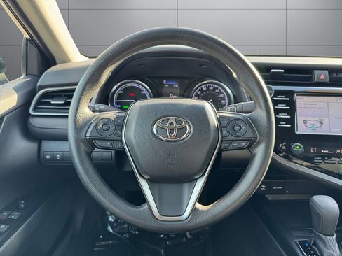 Certified 2019 Toyota Camry LE FWD image 16