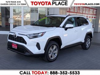 Used 2025 Toyota RAV4 XLE video 1