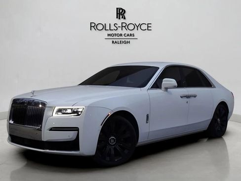Used 2023 Rolls-Royce Ghost image 1