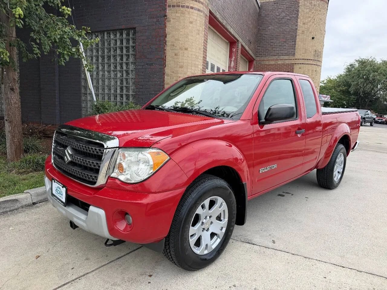 Used 2011 Suzuki Equator Sport AWD/4WD image 1