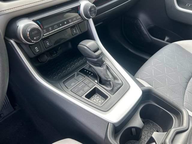 Used 2019 Toyota RAV4 XLE w/ Convenience Package AWD/4WD image 15