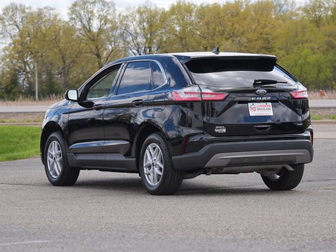 Used 2024 Ford Edge SEL w/ Convenience Package AWD/4WD image 6