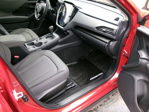 Used 2024 Subaru Crosstrek 2.0i Premium w/ Crosstrek Mirror Package image 9