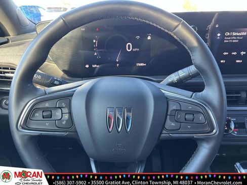 Certified 2024 Buick Envista Preferred w/ Convenience I Package image 18