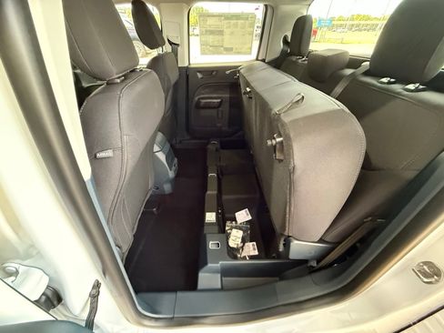 New 2025 Ford Maverick XL w/ Equipment Group 101A image 29