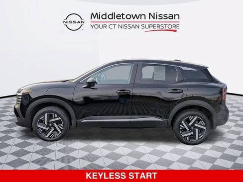 Certified 2025 Nissan Kicks SV FWD image 7