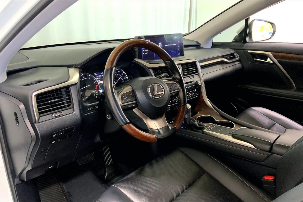 Used 2022 Lexus RX 350L FWD w/ Premium Package image 14
