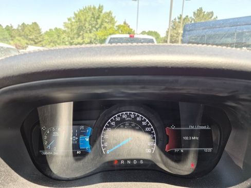 Used 2019 Ford Ranger Lariat w/ FX4 Off-Road Package AWD/4WD image 9