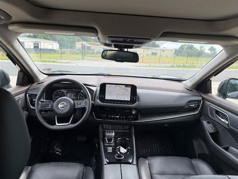 Used 2021 Nissan Rogue SL w/ Premium Package AWD/4WD image 14