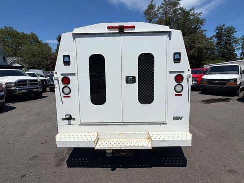Used 2016 Ford E-350 and Econoline 350 Super Duty w/ Power Windows & Locks Group RWD image 5