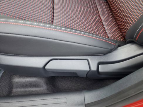 New 2026 Nissan Kicks SR image 19