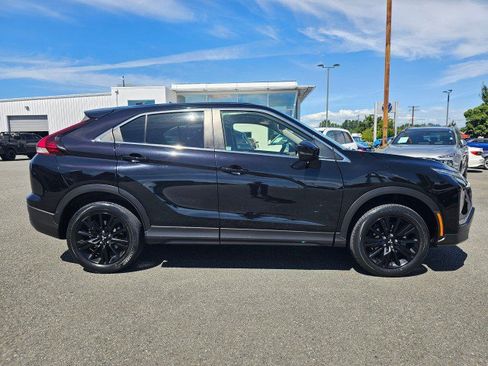 Used 2023 Mitsubishi Eclipse Cross LE AWD/4WD image 2