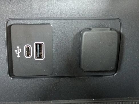 Certified 2026 Ford Explorer Active RWD image 22
