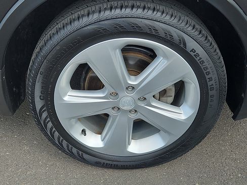 Used 2015 Buick Encore Leather FWD image 8