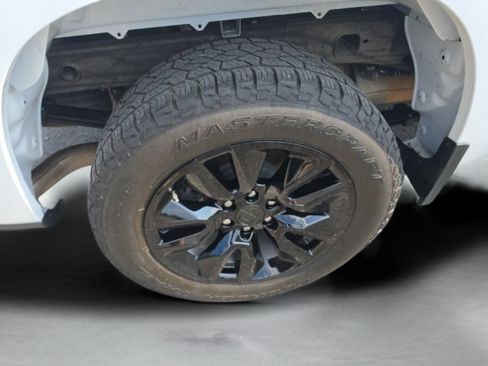 Used 2021 Chevrolet Silverado 1500 Custom RWD image 33