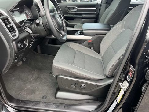 Used 2023 RAM 1500 4x4 Crew Cab image 25