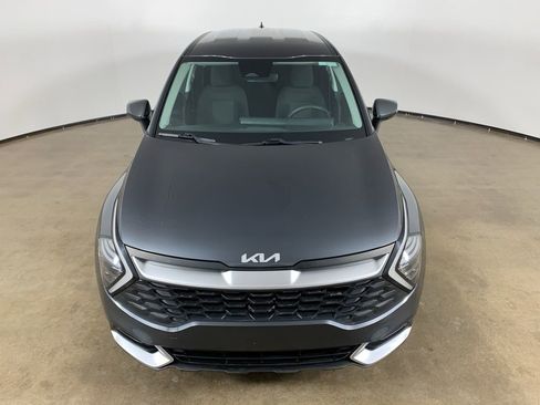 Used 2024 Kia Sportage LX image 4