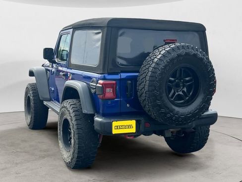 Used 2018 Jeep Wrangler Rubicon AWD/4WD image 3