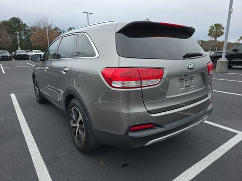 Used 2016 Kia Sorento EX w/ EX Touring Package image 5